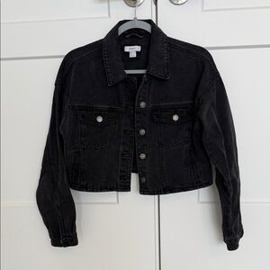 Forever 21 Black Cropped Denim Jacket